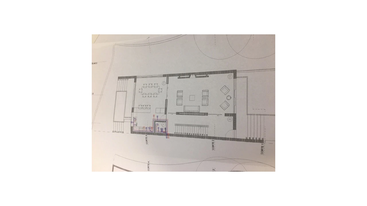 Moradia T4 para Venda em Crespos e Pousada Foto 2