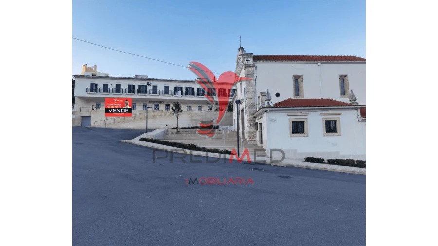 Loja para Venda em Pernes Foto 3