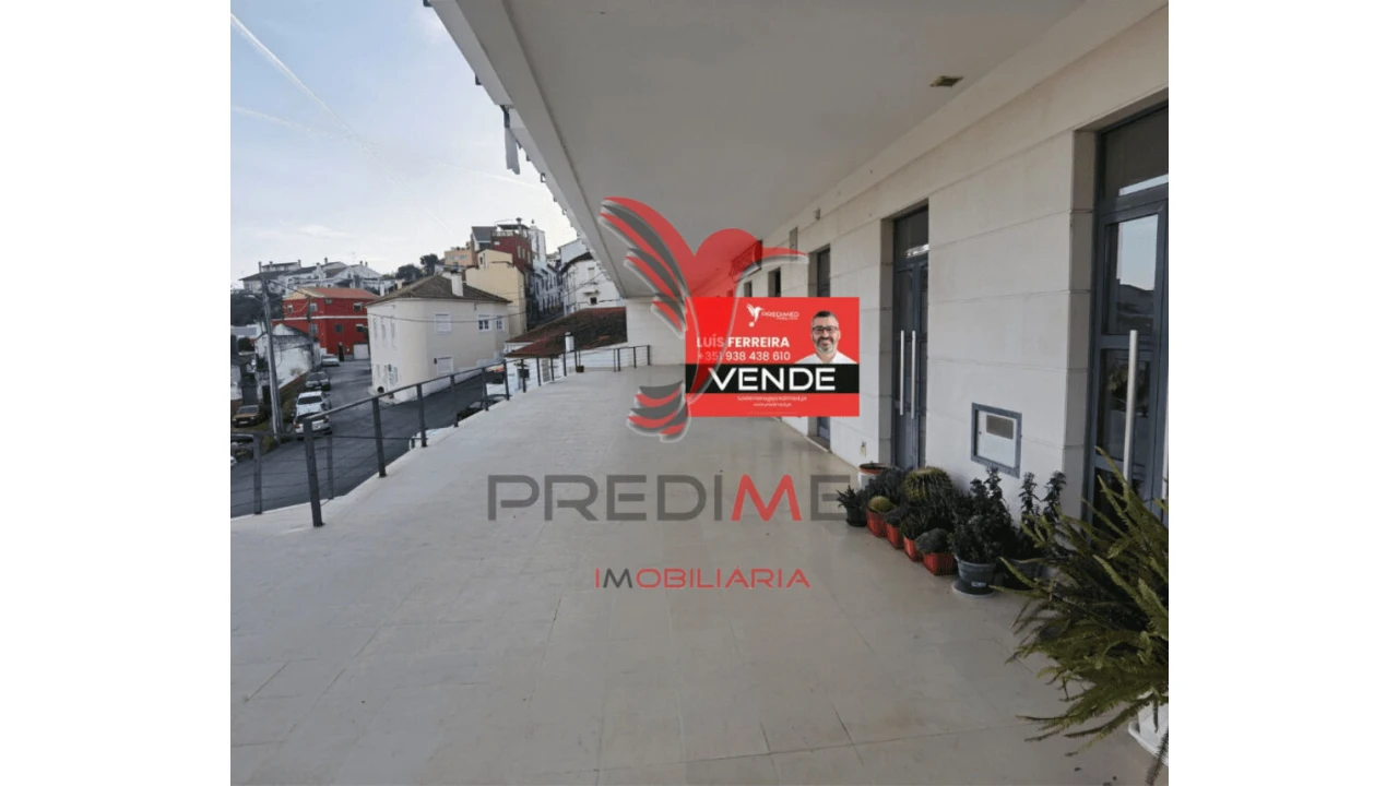 Loja para Venda em Pernes Foto 9