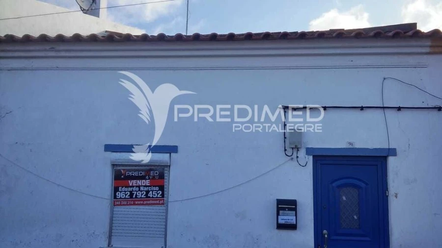 Moradia T2 para Venda em Comenda Foto 2