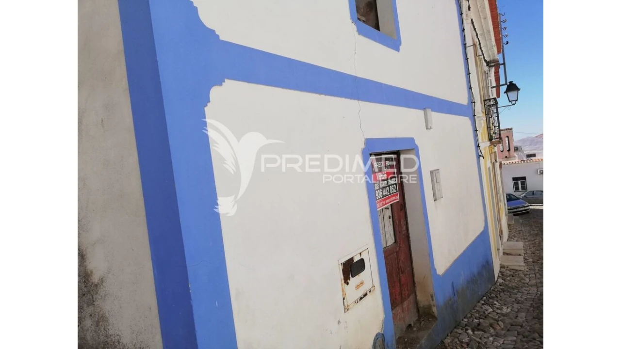 Moradia T3 para Venda em Cabeço de Vide Foto 4