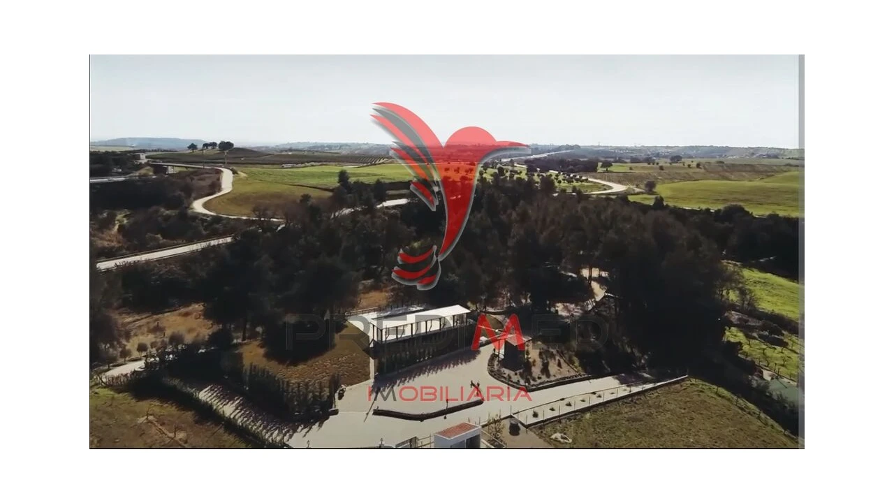 Quinta T2 para Venda em Achete, Azoia de Baixo e Póvoa de Santarém Foto 3