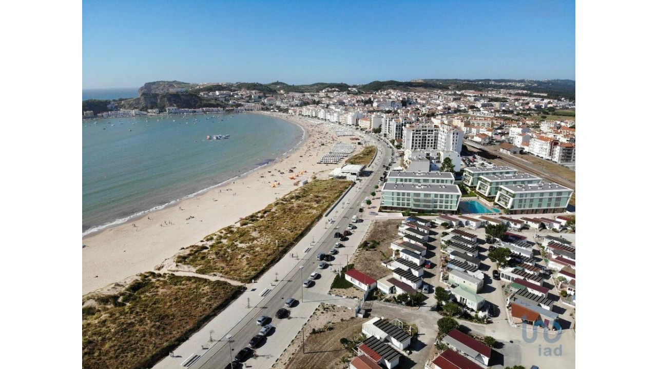 Apartamento T2 para Venda em São Martinho do Porto Foto 11