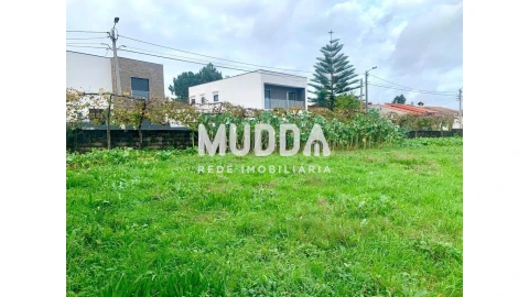 Terreno para Venda em Albergaria-A-Velha e Valmaior