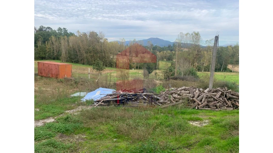 Terreno para Venda em Loureira Foto 4