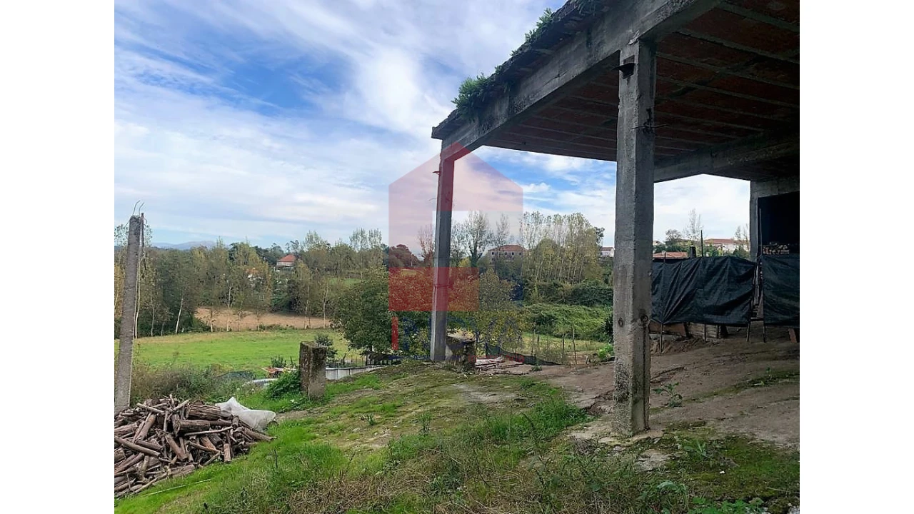 Terreno para Venda em Loureira Foto 5