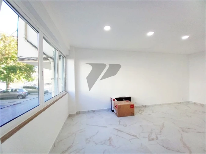 Apartamento T2 para Venda em Amora Foto 10