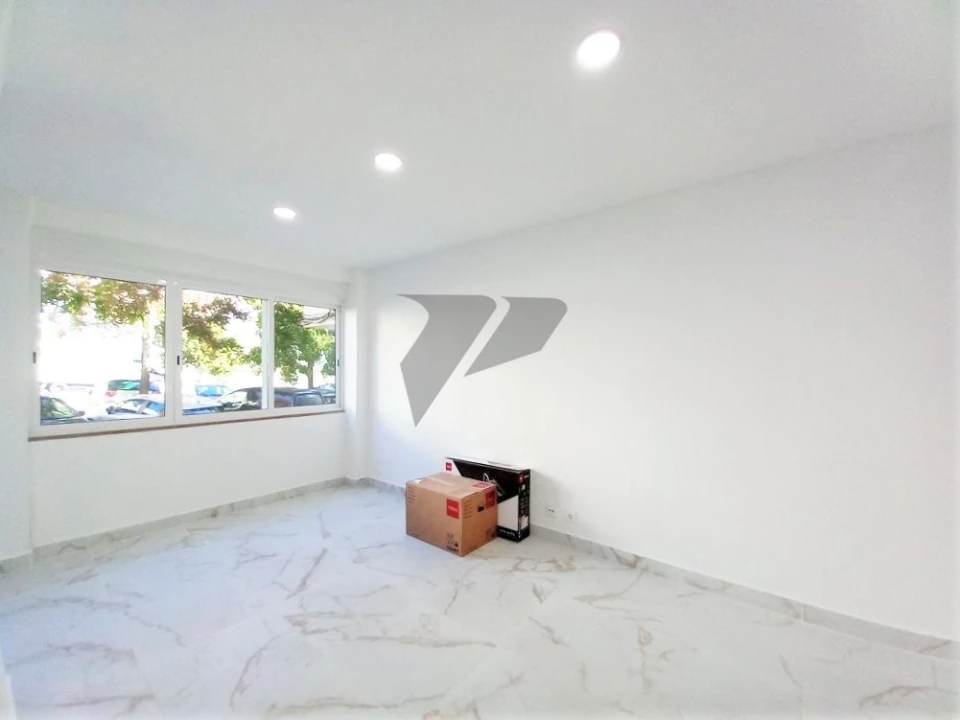 Apartamento T2 para Venda em Amora Foto 9