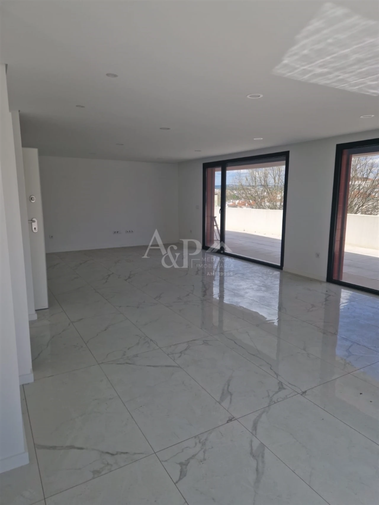 Apartamento T6 para Venda em Viseu Foto 6