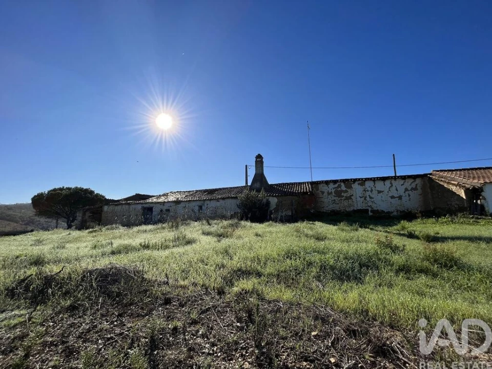 Moradia T3 para Venda em Santa Clara-A-Velha Foto 3