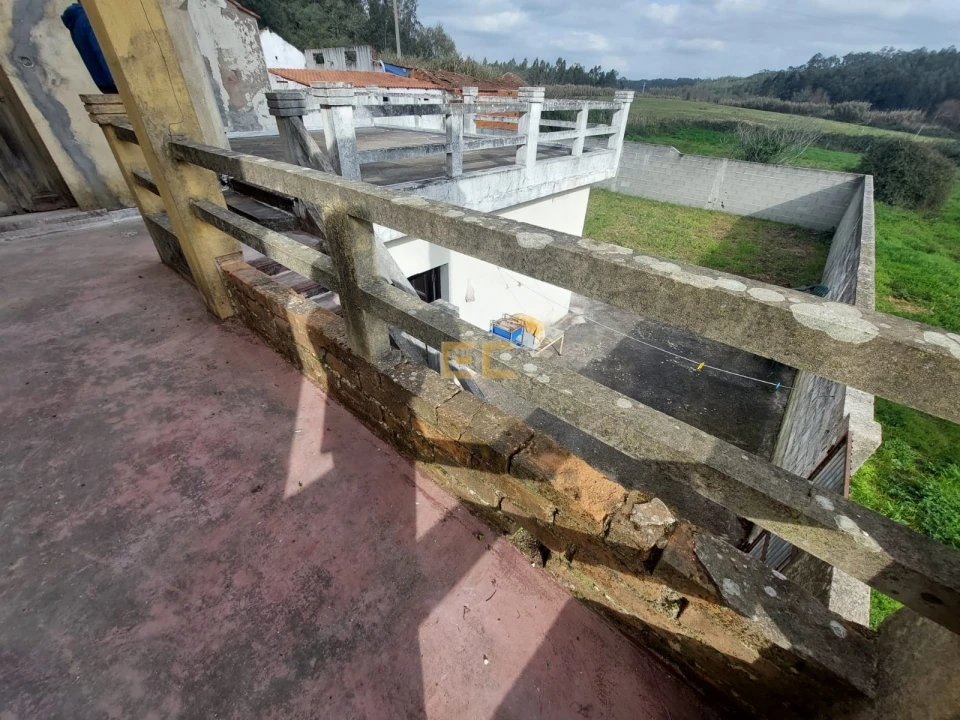 Moradia T7 para Venda em Paião Foto 27