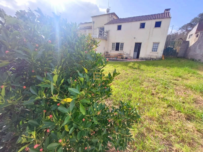 Moradia T7 para Venda em Paião Foto 3