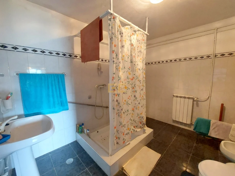 Moradia T7 para Venda em Paião Foto 17