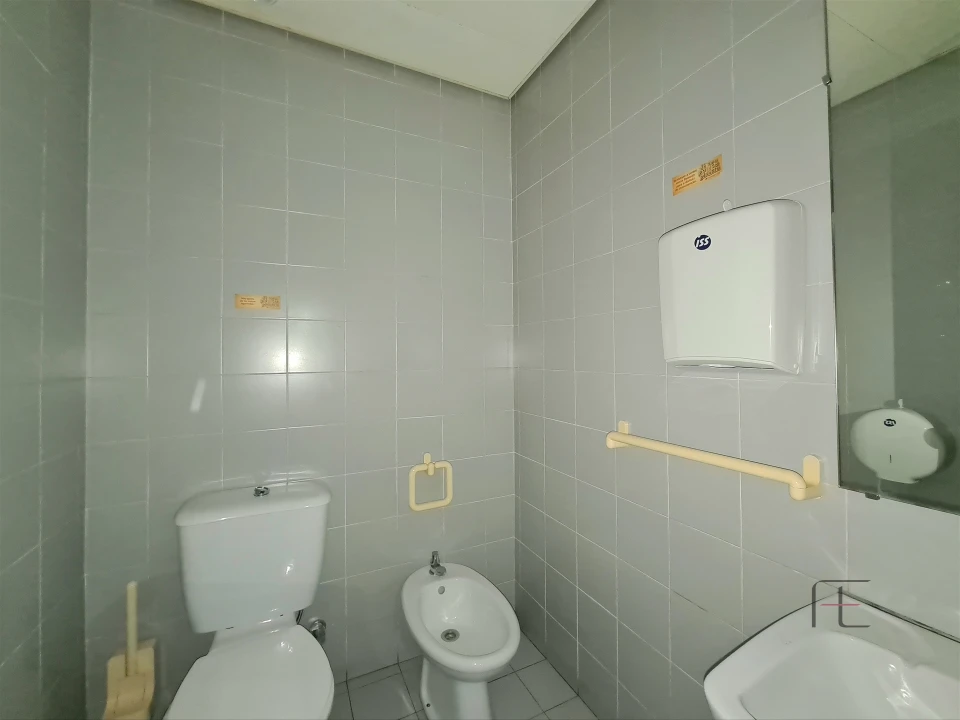 Loja para Venda em Cortegaça Foto 9