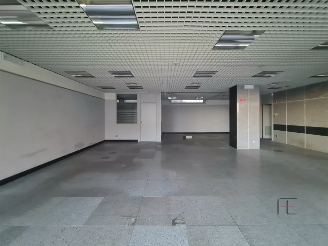 Loja para Venda em Cortegaça Foto 2