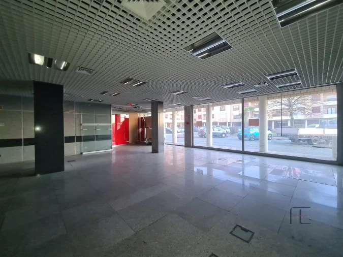 Loja para Venda em Cortegaça Foto 7