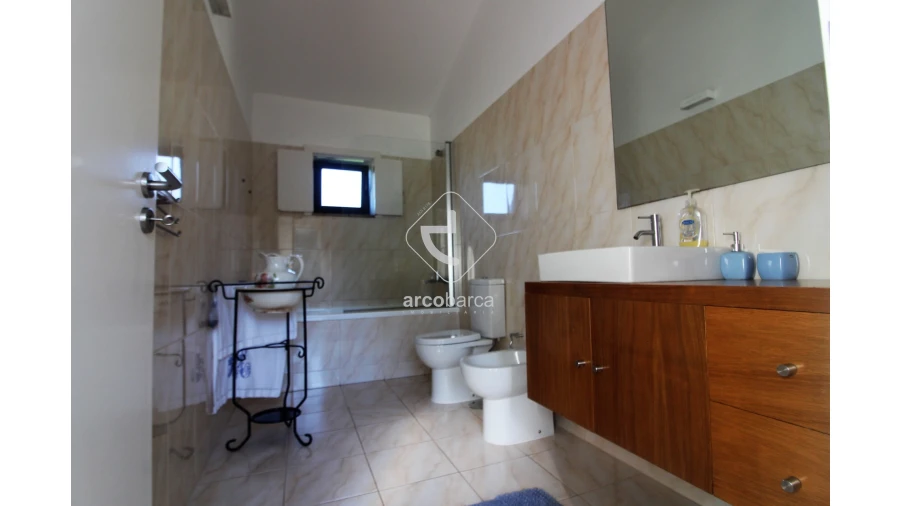 Moradia T3 para Venda em Serdedelo Foto 18