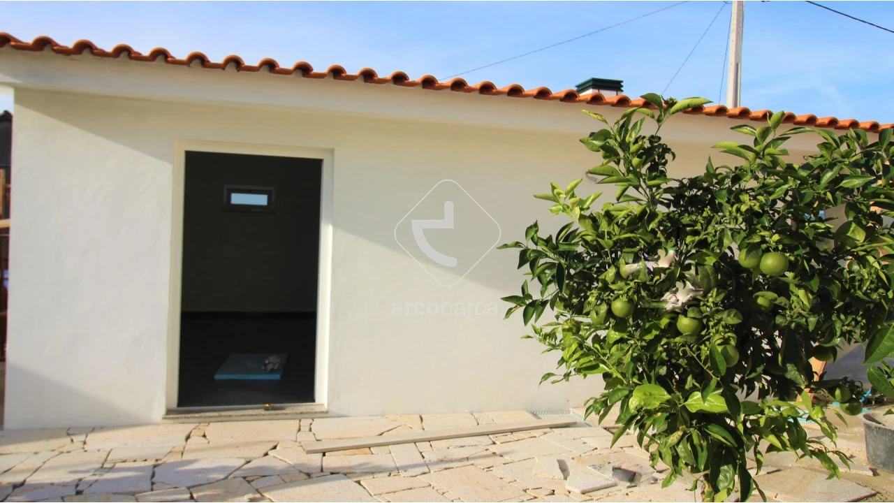 Moradia T5 para Venda em Rebordões (Santa Maria) Foto 75