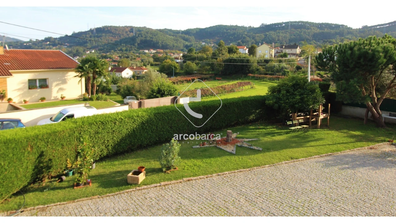 Moradia T5 para Venda em Rebordões (Santa Maria) Foto 89