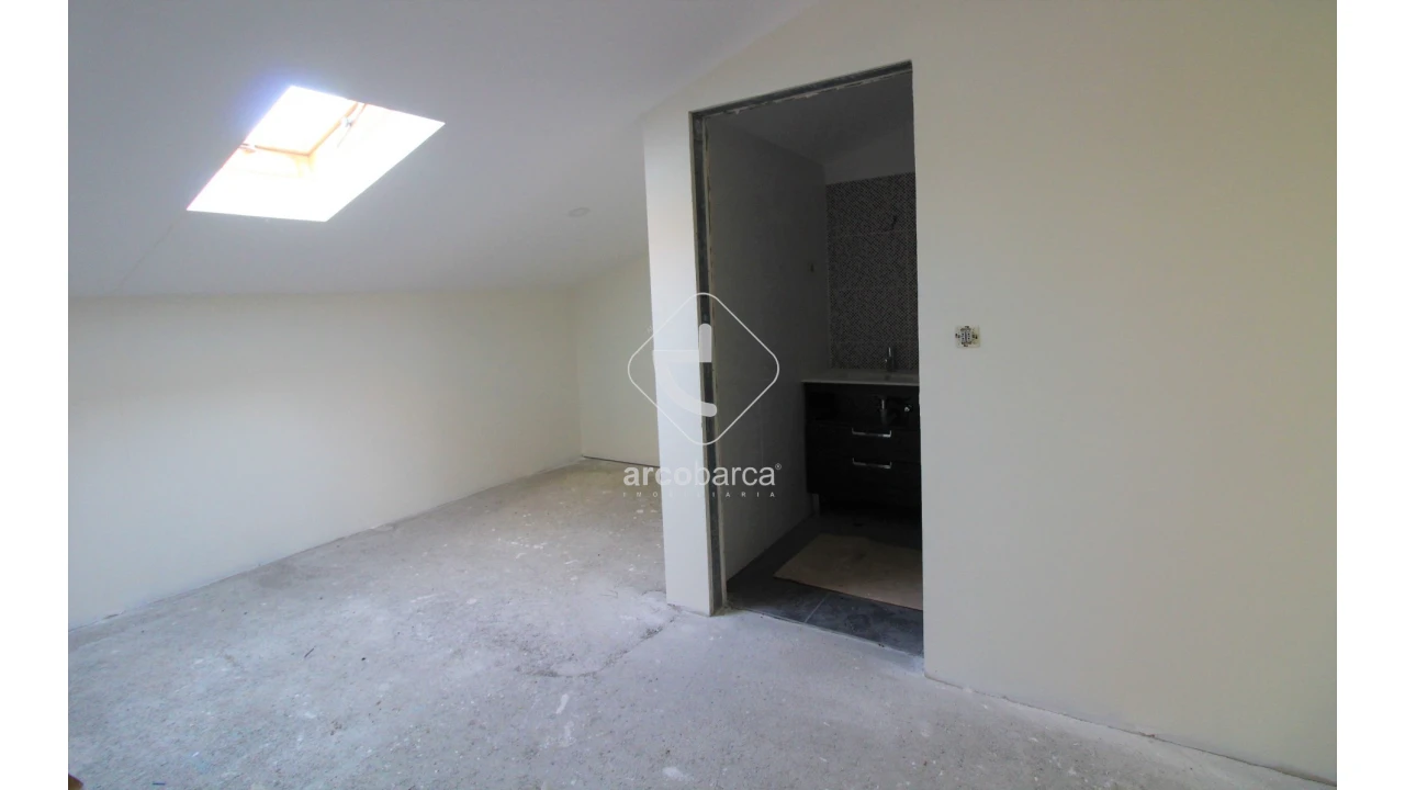 Moradia T5 para Venda em Rebordões (Santa Maria) Foto 68