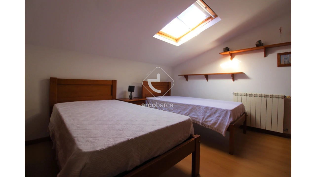 Moradia T5 para Venda em Rebordões (Santa Maria) Foto 61