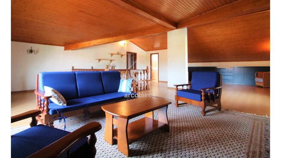 Moradia T5 para Venda em Rebordões (Santa Maria) Foto 57