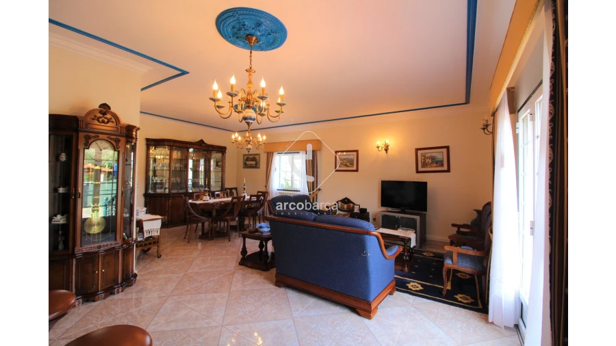 Moradia T5 para Venda em Rebordões (Santa Maria) Foto 27