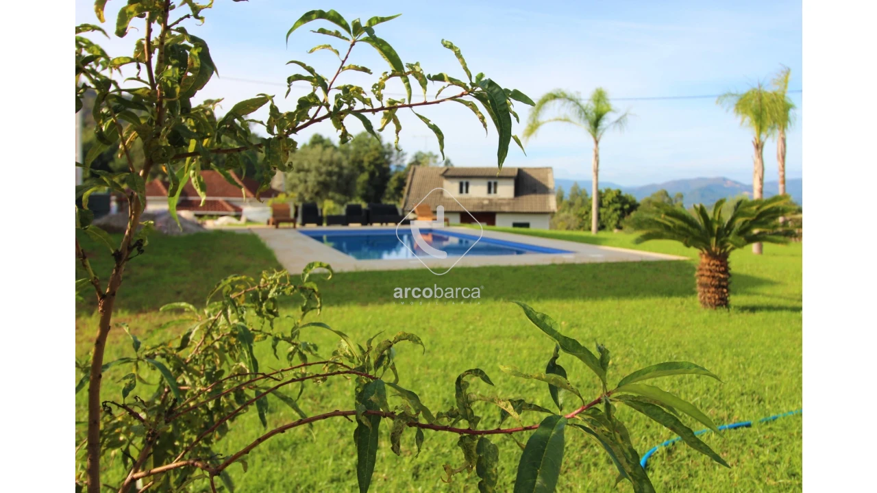 Moradia T5 para Venda em Rebordões (Santa Maria) Foto 13