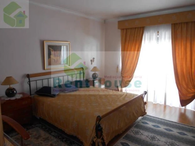 Moradia T5 para Venda em Alhadas Foto 10