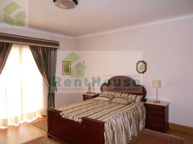 Moradia T5 para Venda em Alhadas Foto 12