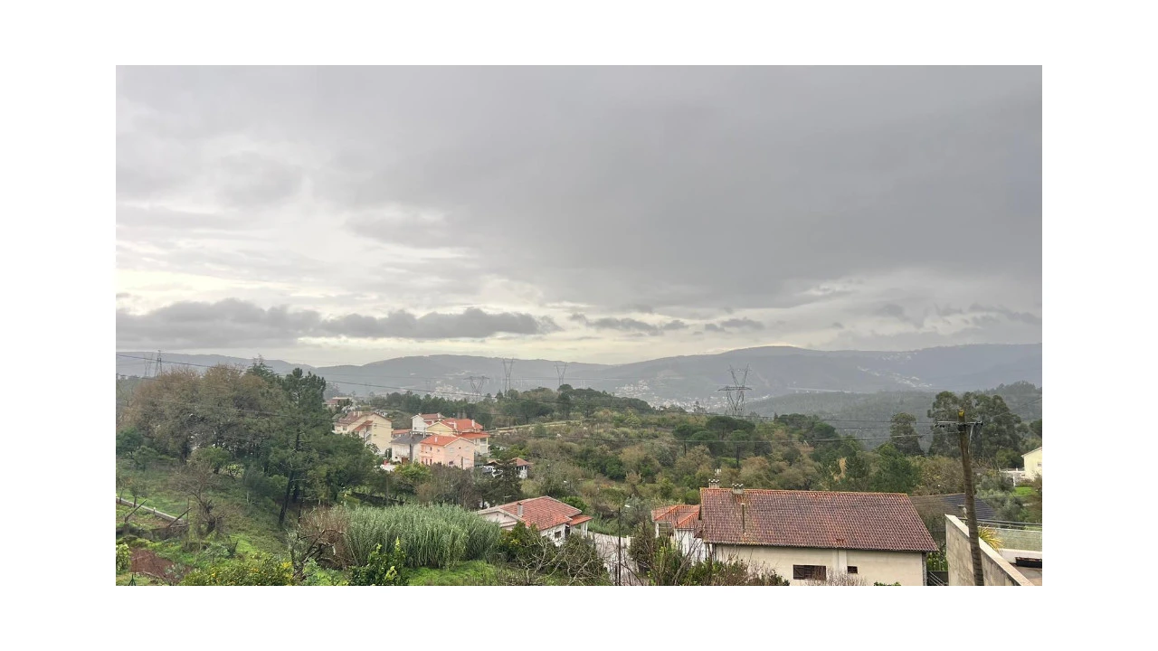 Terreno para Venda em Eiras e São Paulo de Frades Foto 1