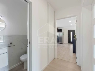 Moradia T4 para Venda em Esgueira