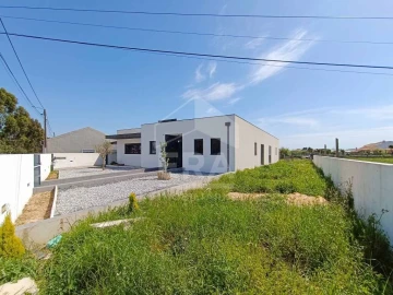 Moradia T4 para Venda em Esgueira