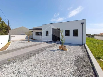 Moradia T4 para Venda em Esgueira