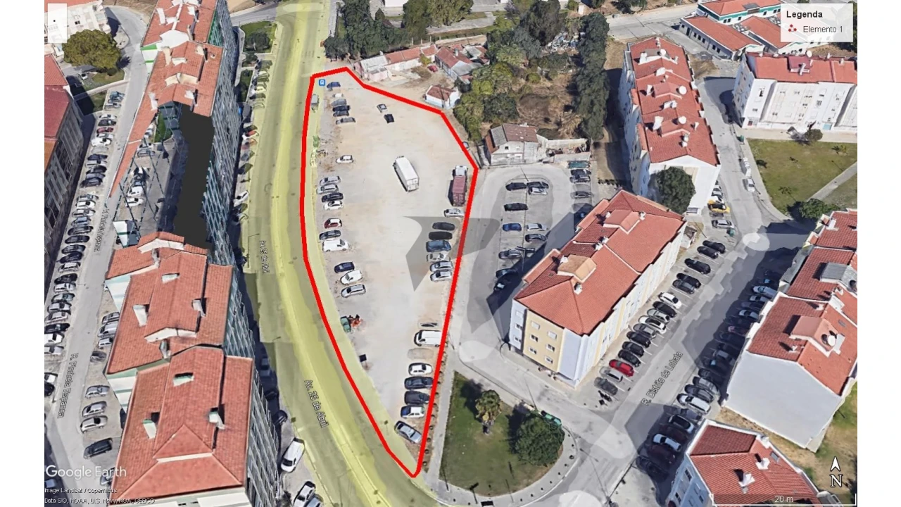 Terreno para Venda em Seixal Foto 17