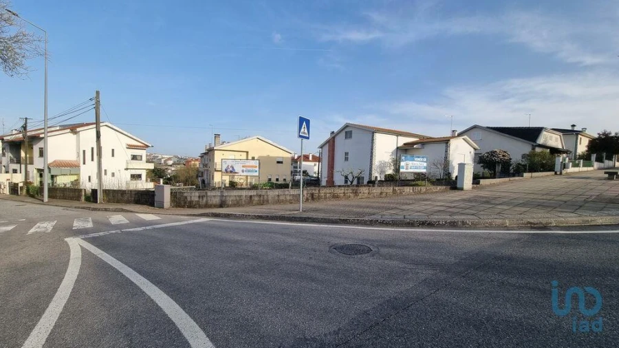 Terreno para Venda em Avelãs de Ambom e Rocamondo Foto 2