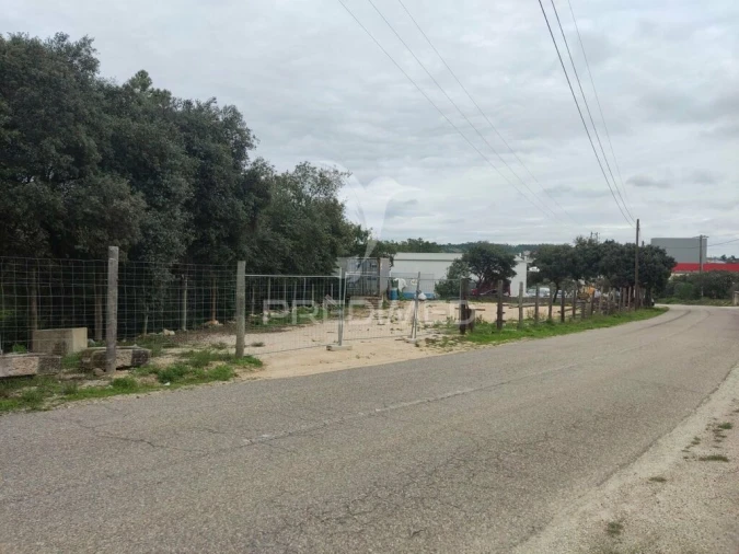 Terreno para Venda em Nossa Senhora das Misericordias Foto 2