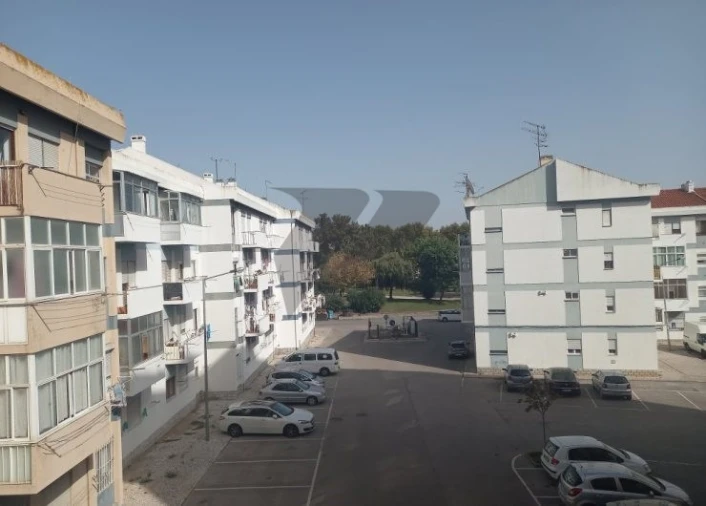 Apartamento T3 para Venda em Amora Foto 12