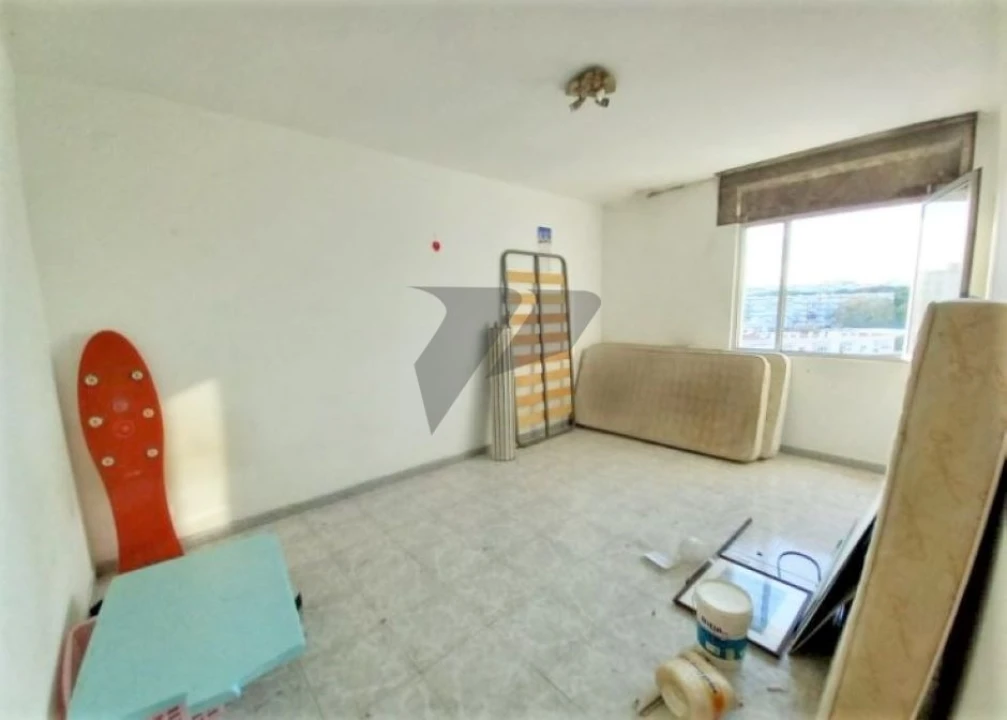 Apartamento T2 para Venda em Laranjeiro e Feijó Foto 16