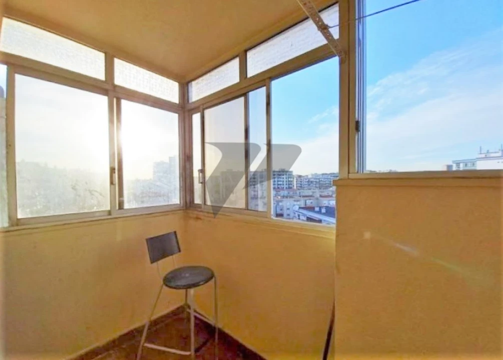 Apartamento T2 para Venda em Laranjeiro e Feijó Foto 14