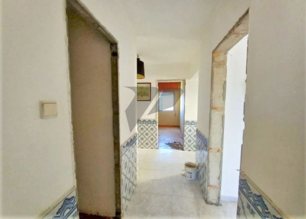 Apartamento T2 para Venda em Laranjeiro e Feijó Foto 20