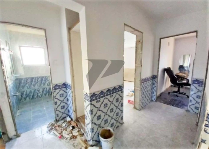 Apartamento T2 para Venda em Laranjeiro e Feijó Foto 8
