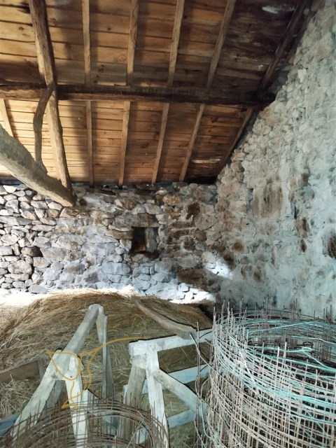Moradia T0 para Venda em Castro Laboreiro e Lamas de Mouro