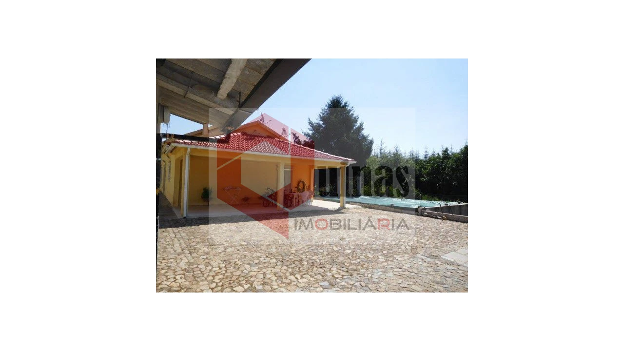 Quinta T3 para Venda em Sabugal e Aldeia de Santo António Foto 1