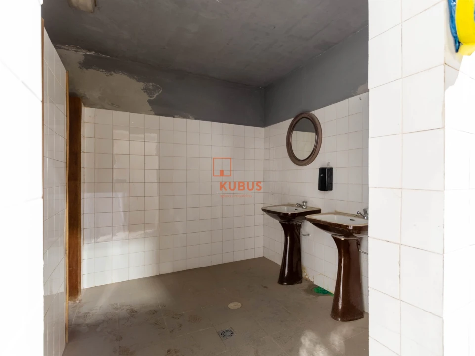 Armazém para Arrendamento em Alcanena e Vila Moreira Foto 4