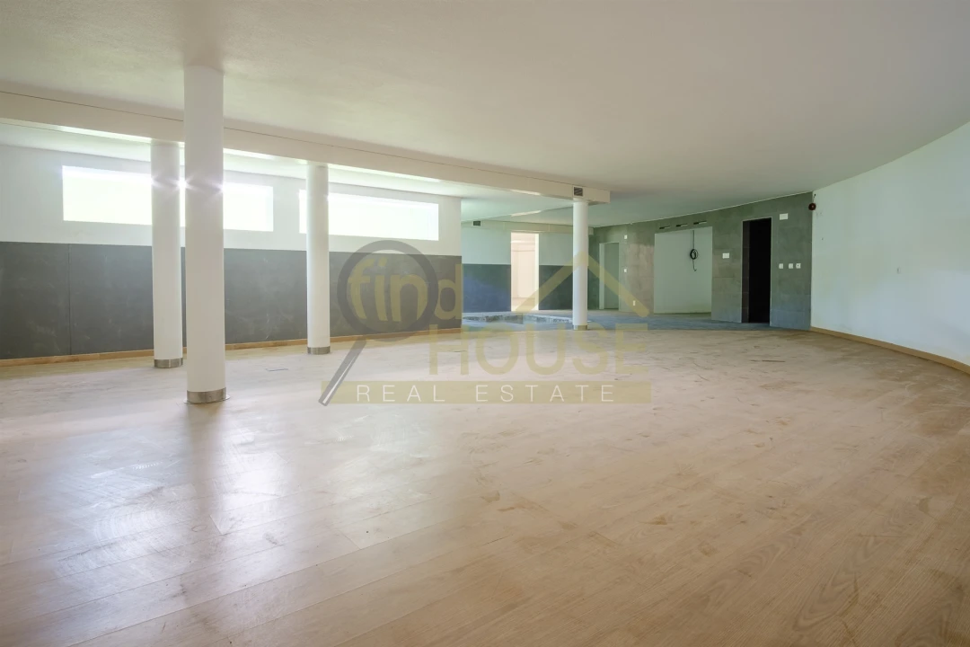 Moradia T4 para Venda em Queluz e Belas Foto 51
