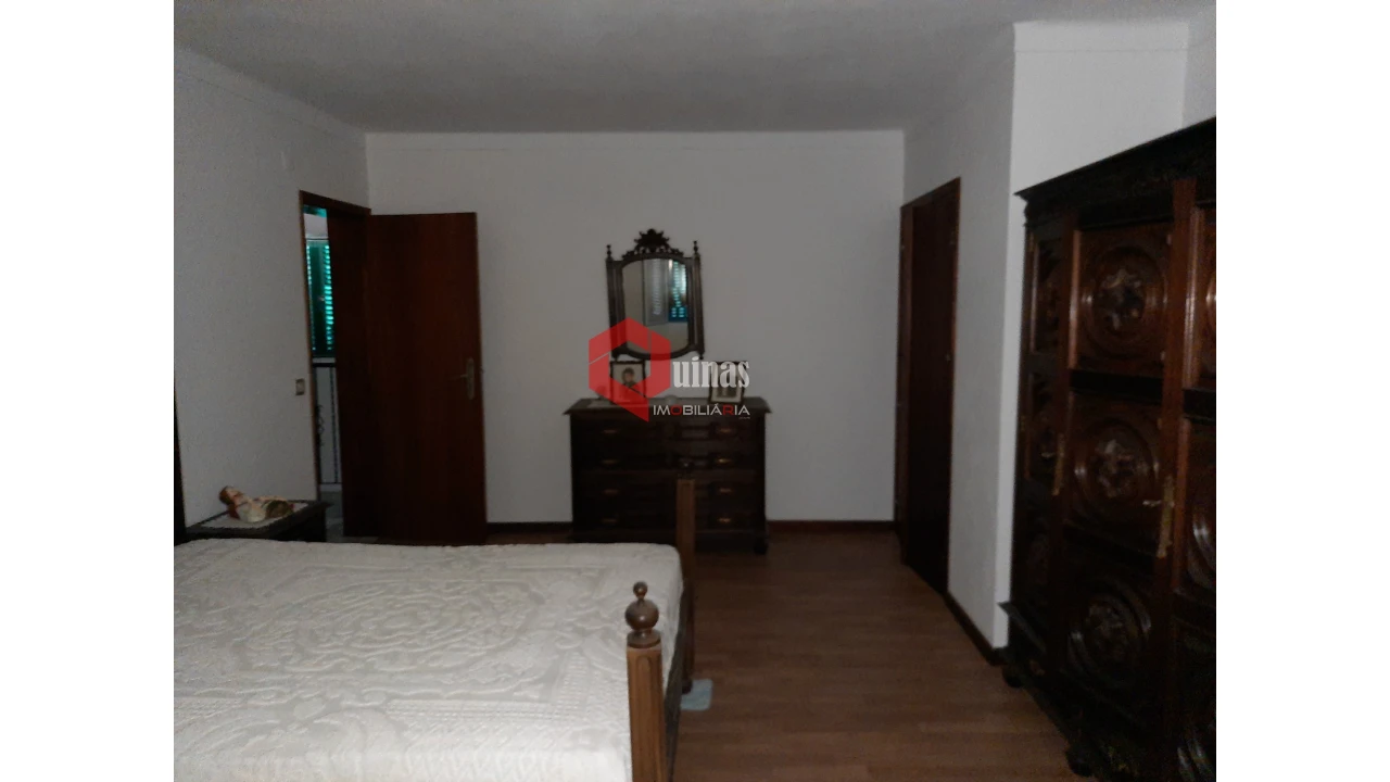 Moradia T3 para Venda em Casteleiro Foto 26