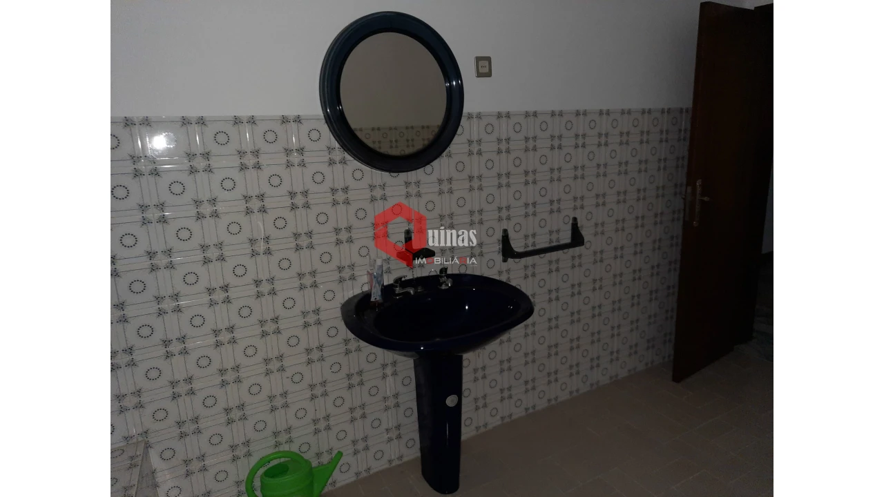 Moradia T3 para Venda em Casteleiro Foto 22