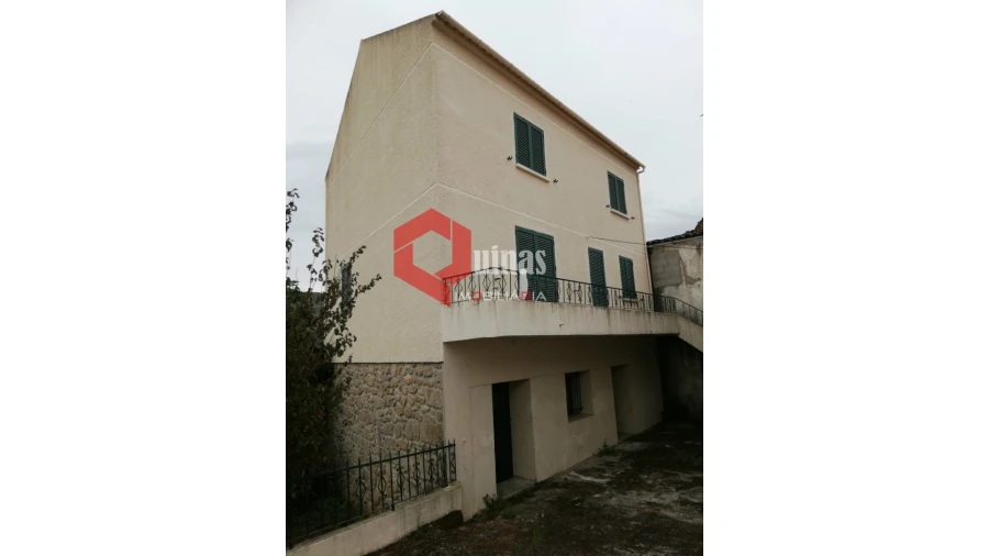 Moradia T3 para Venda em Casteleiro Foto 35