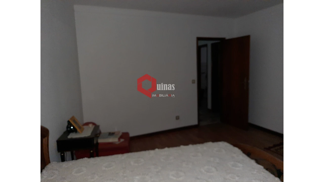 Moradia T3 para Venda em Casteleiro Foto 18